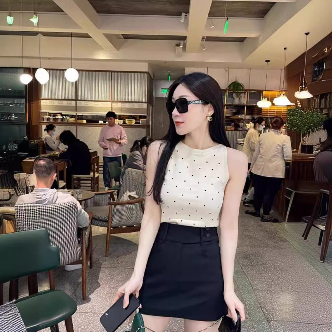 A00110 Viviana Doty Top