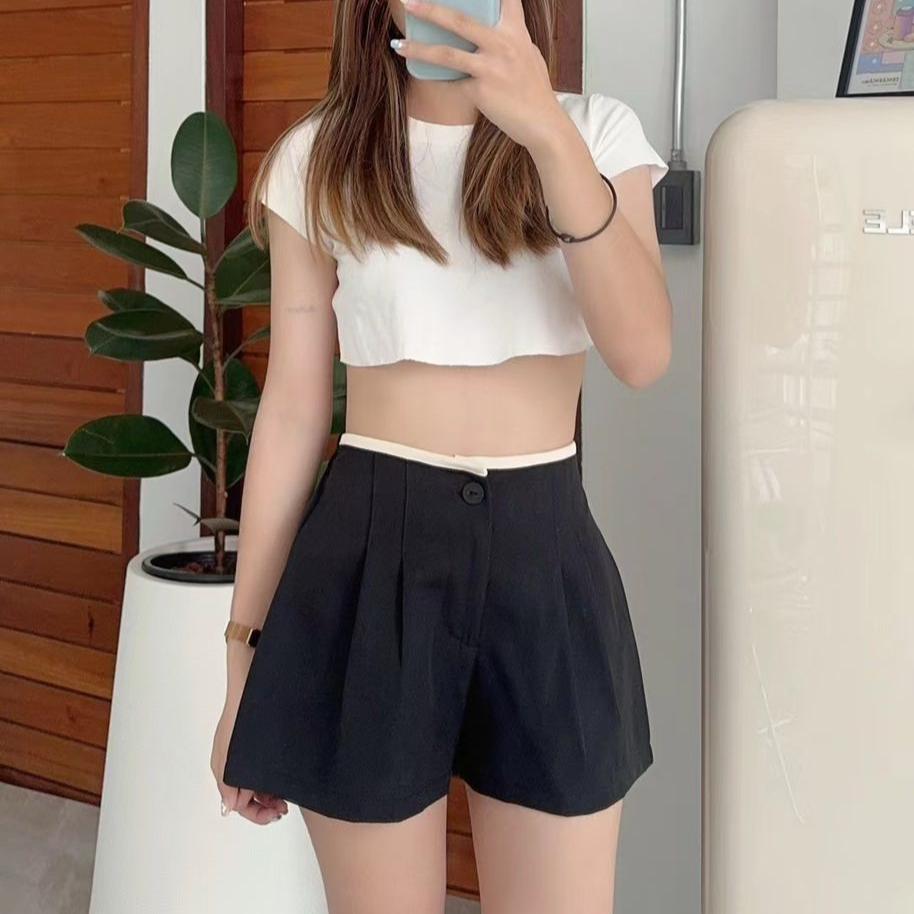 B00004 Line Lizzy Shorts